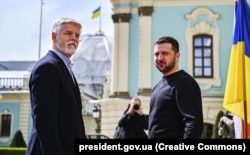 Pavel meets with Ukrainian President Volodymyr Zelenskiy during a visit to Kyiv on April 28.