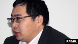 Kazakh dissident Ermek Narymbaev (file photo)